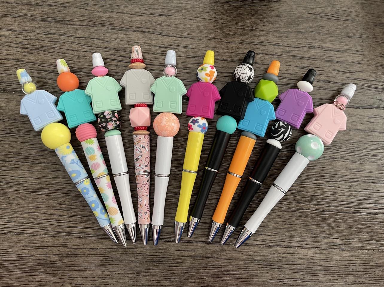 Scrub Top Pens