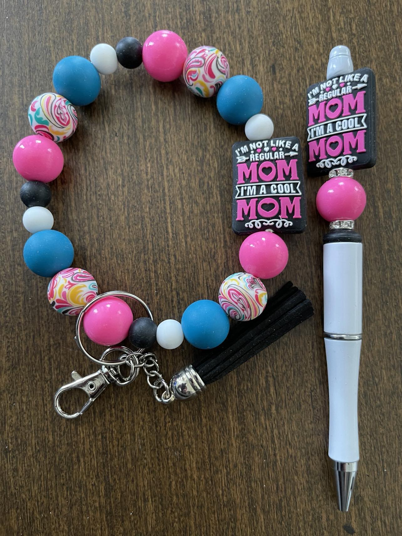 I'm a Cool Mom Wristlet and Pen Sets