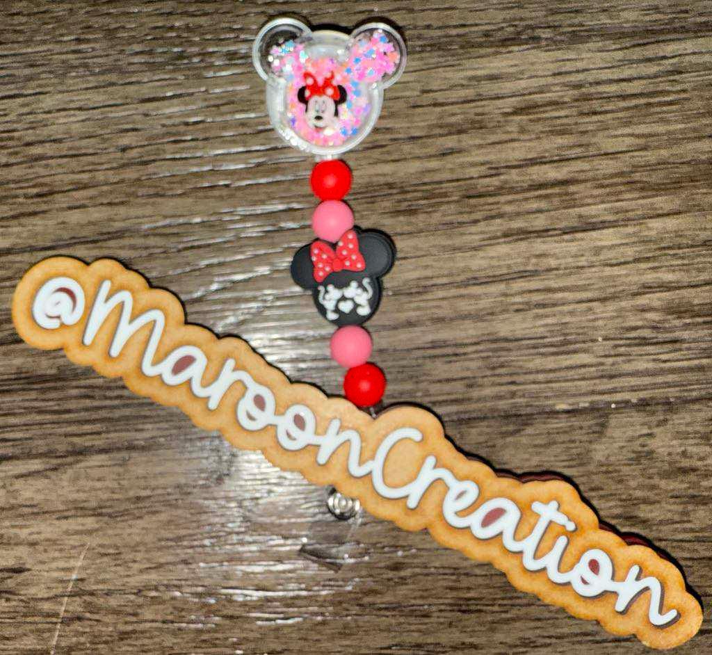 Mouse Shaker Badge Reels